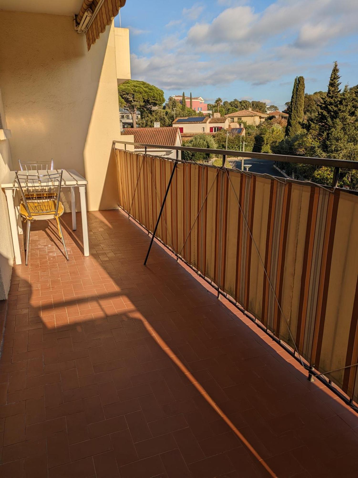Appartement Spacieux Et Calme Сен-Рафаэль Экстерьер фото